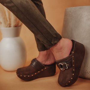 Yellowbox brand clogs